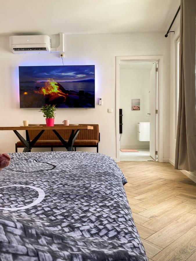 Suite City Center In Quiet Street & Airco Antwerp Luaran gambar
