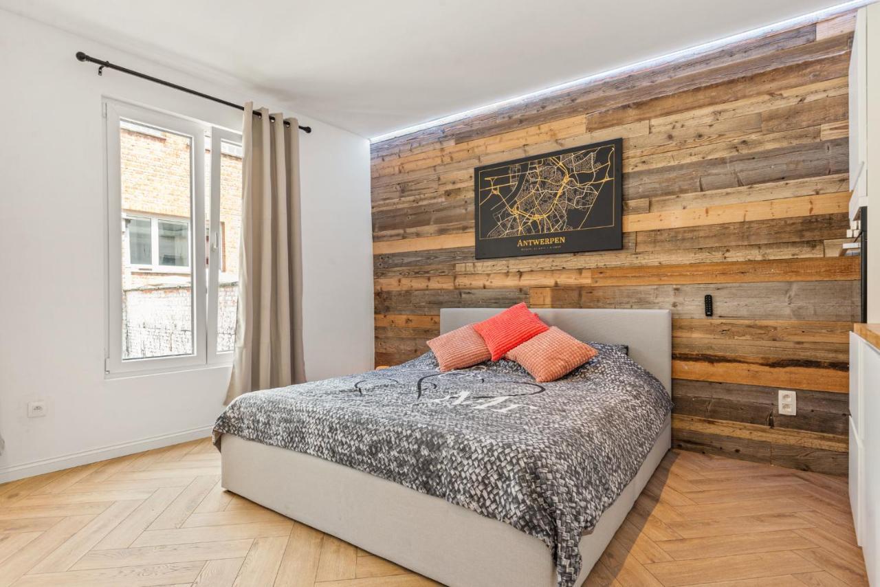 Suite City Center In Quiet Street & Airco Antwerp Luaran gambar