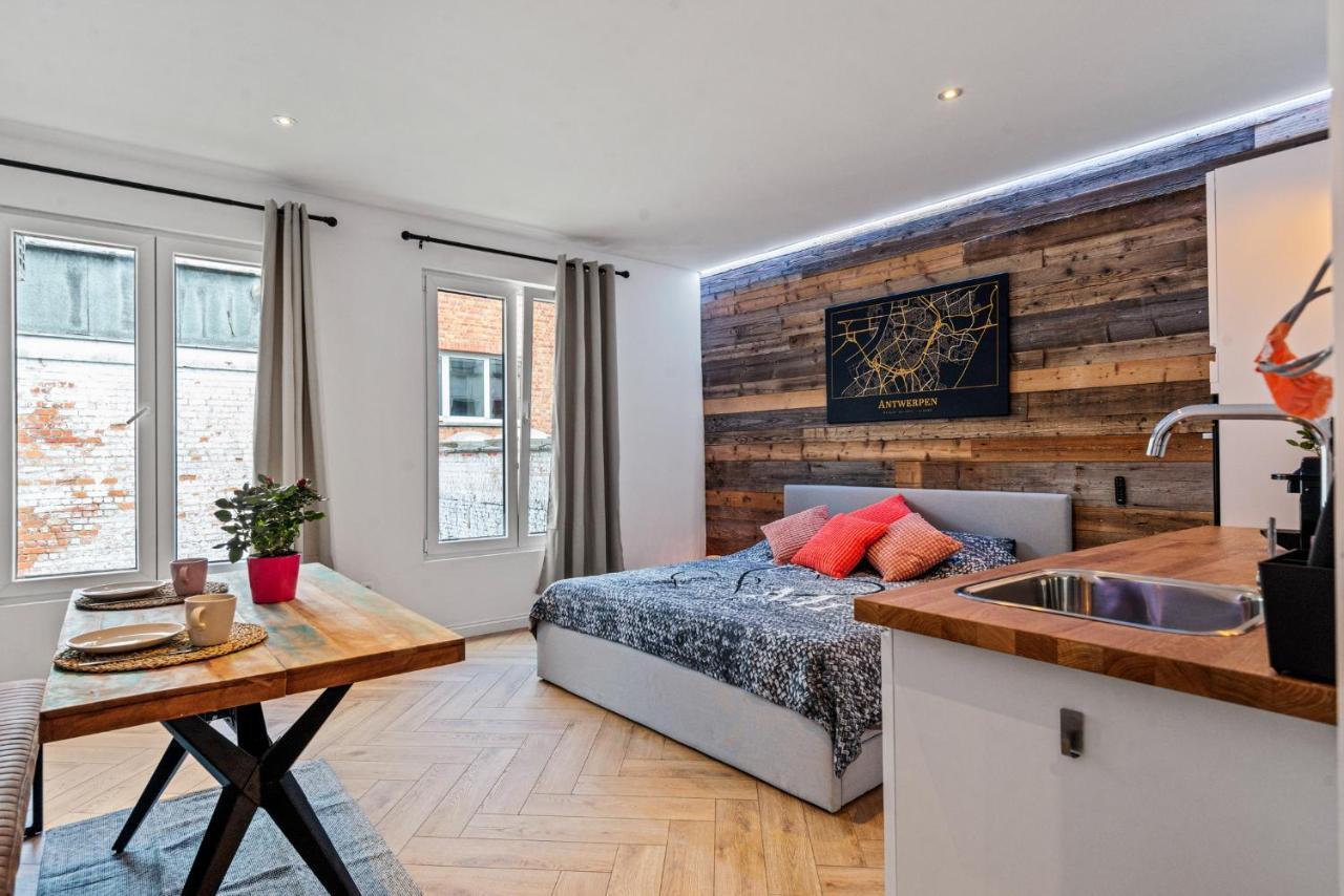 Suite City Center In Quiet Street & Airco Antwerp Luaran gambar